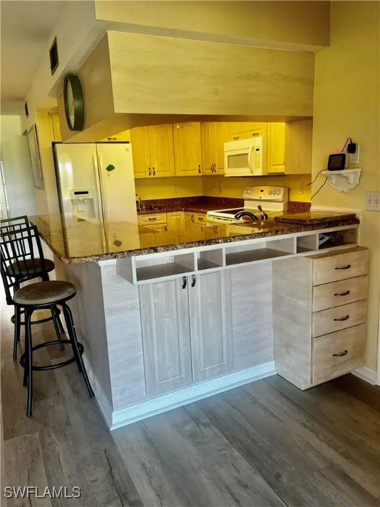 5765 Trailwinds Drive Fort Myers FL 33907