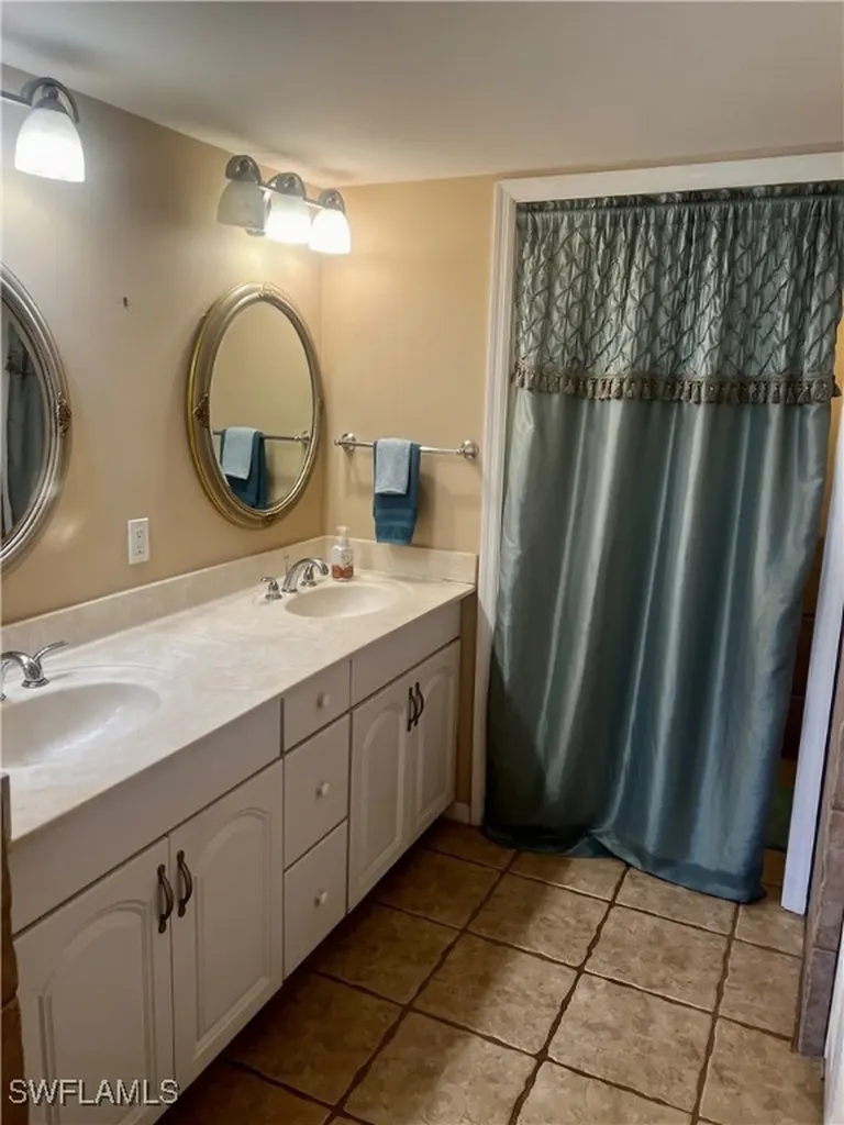5765 Trailwinds Drive Fort Myers FL 33907