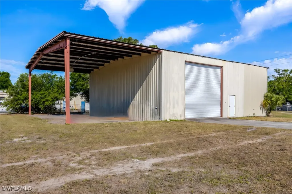 109 S Industrial Loop Labelle FL 33935