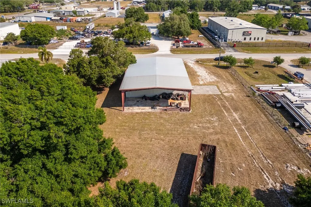 109 S Industrial Loop Labelle FL 33935