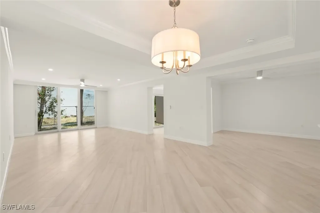 200 Periwinkle Way Sanibel FL 33957