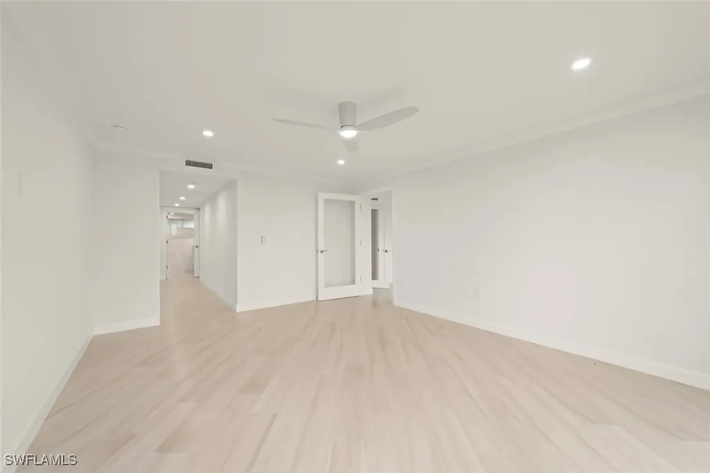 200 Periwinkle Way Sanibel FL 33957