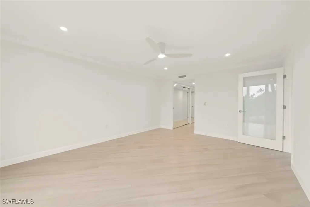 200 Periwinkle Way Sanibel FL 33957