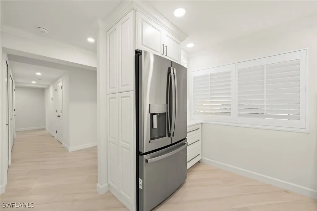 200 Periwinkle Way Sanibel FL 33957