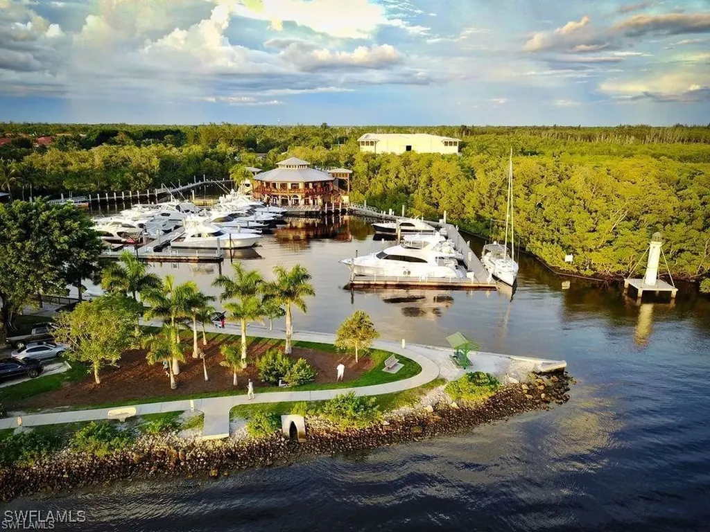 0000 Bayshore Drive Naples FL 34112