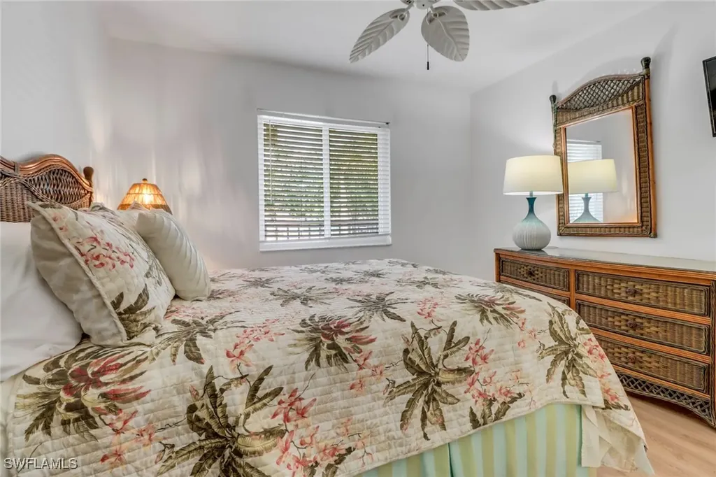 5985 Bloomfield Circle Naples FL 34112