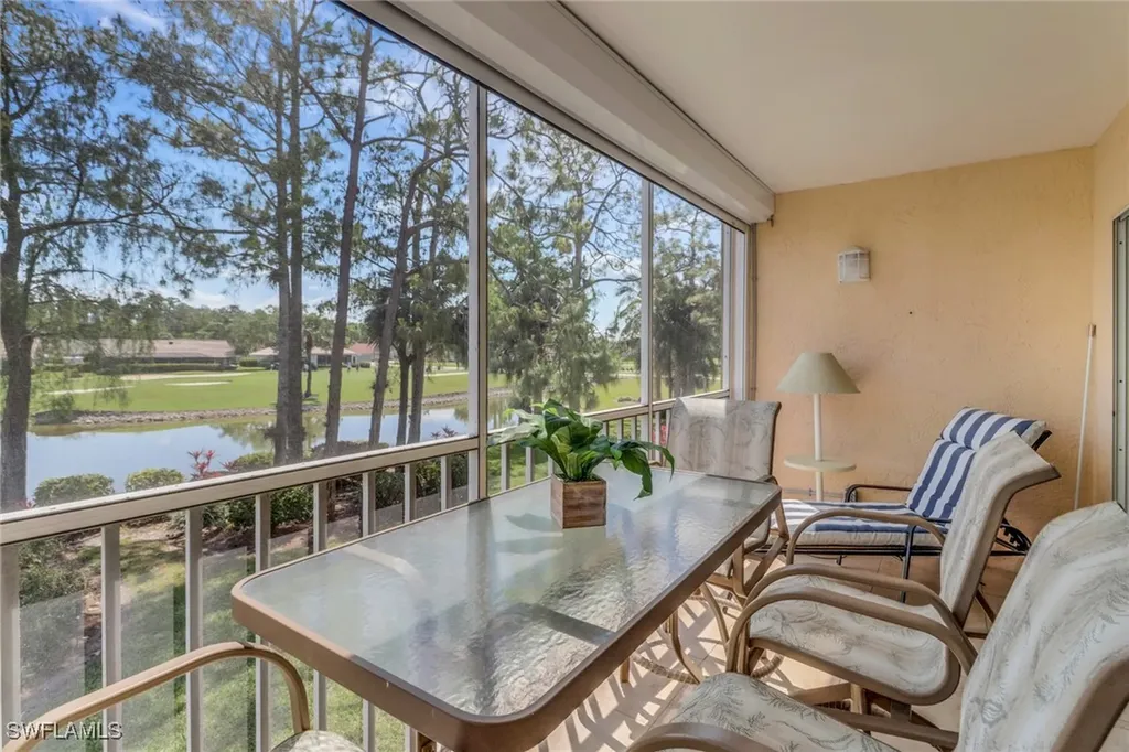 5985 Bloomfield Circle Naples FL 34112