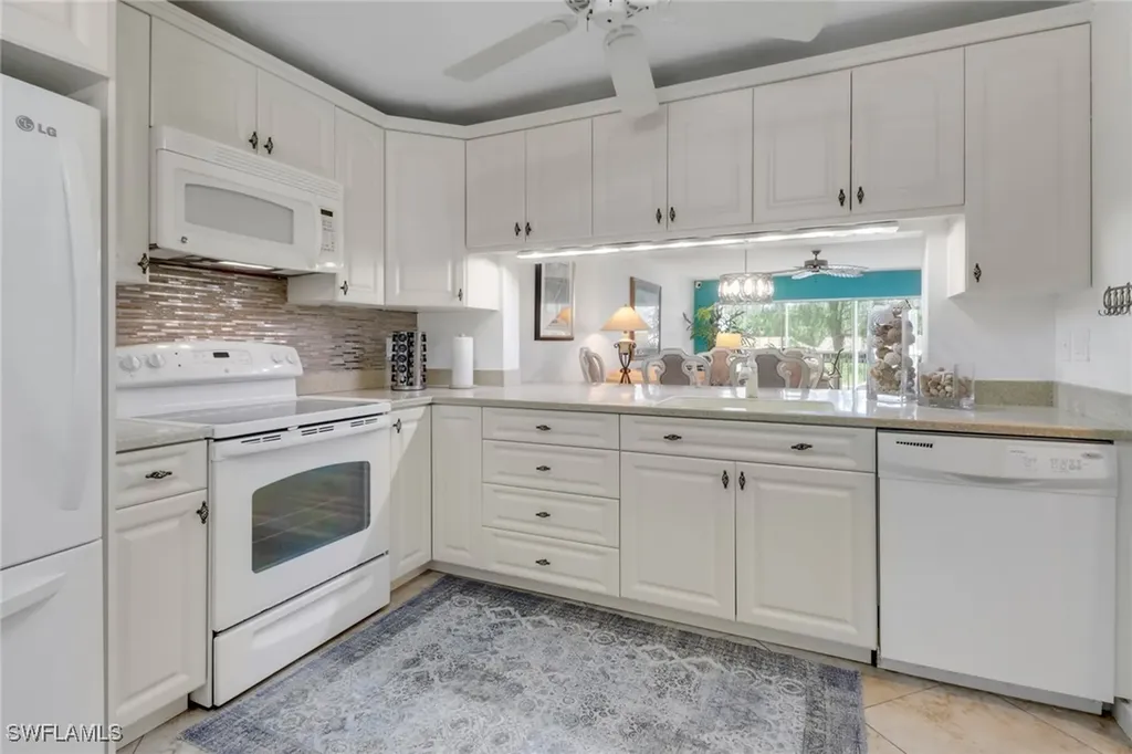 5985 Bloomfield Circle Naples FL 34112