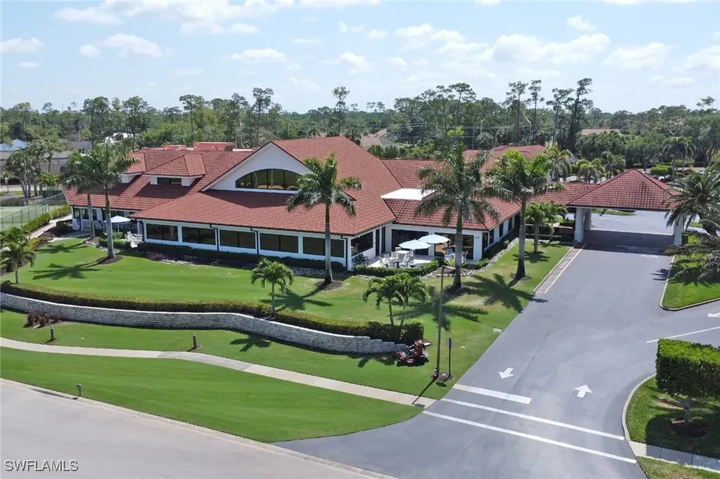 5985 Bloomfield Circle Naples FL 34112
