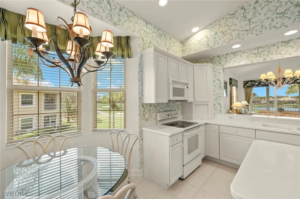 6035 Trophy Drive Naples FL 34110
