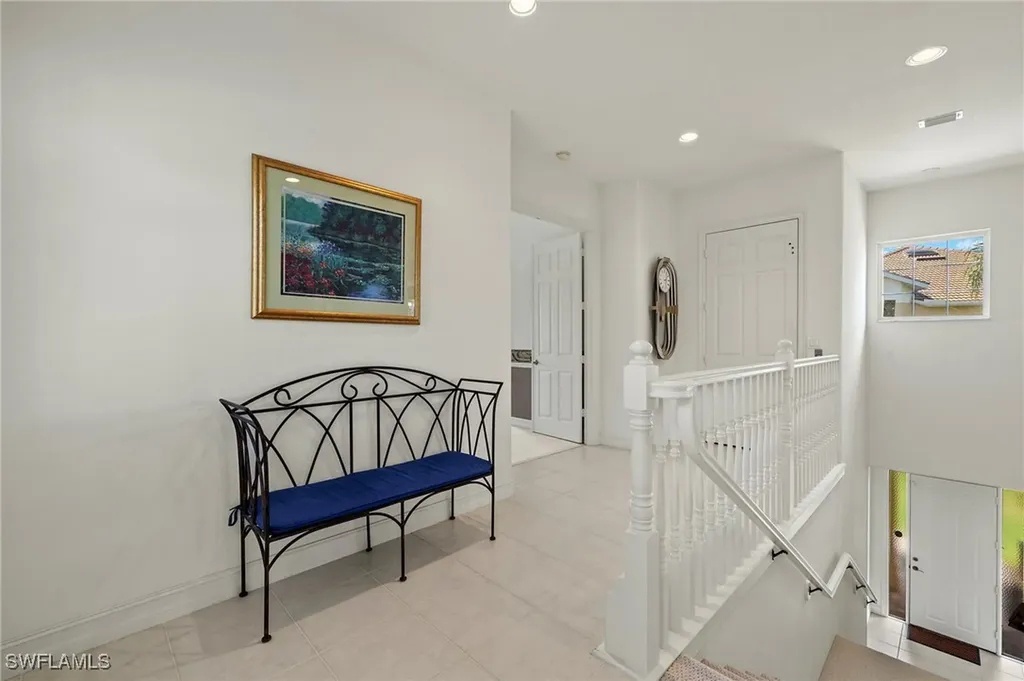 6035 Trophy Drive Naples FL 34110