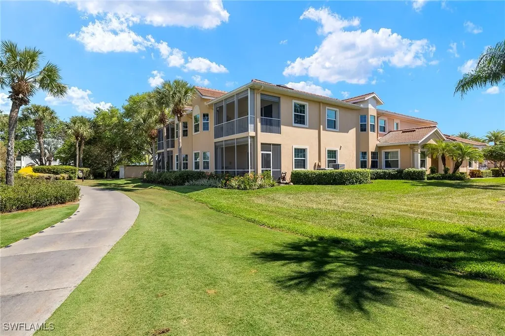 6035 Trophy Drive Naples FL 34110
