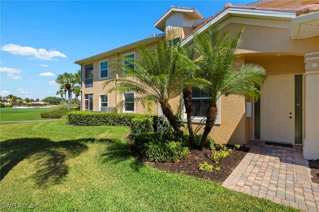 6035 Trophy Drive Naples FL 34110