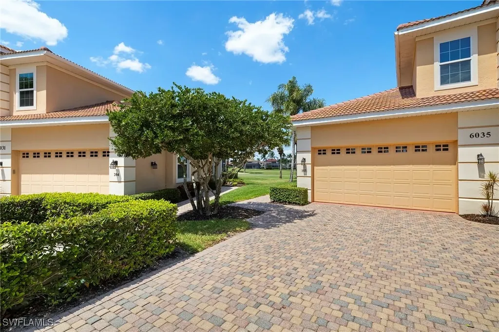 6035 Trophy Drive Naples FL 34110