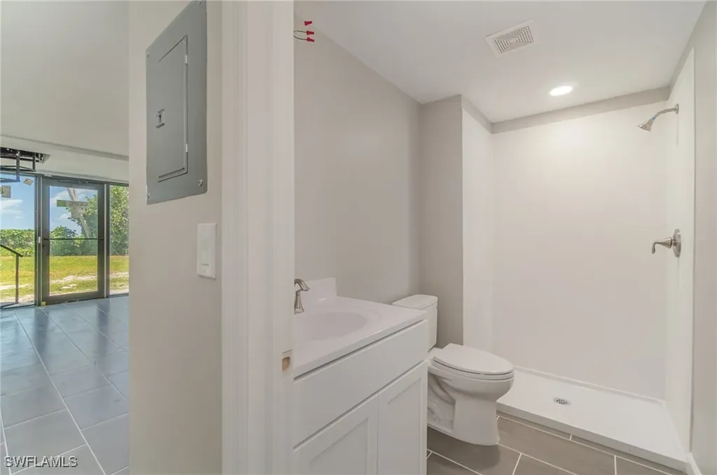 1299 Middle Gulf Drive Sanibel FL 33957