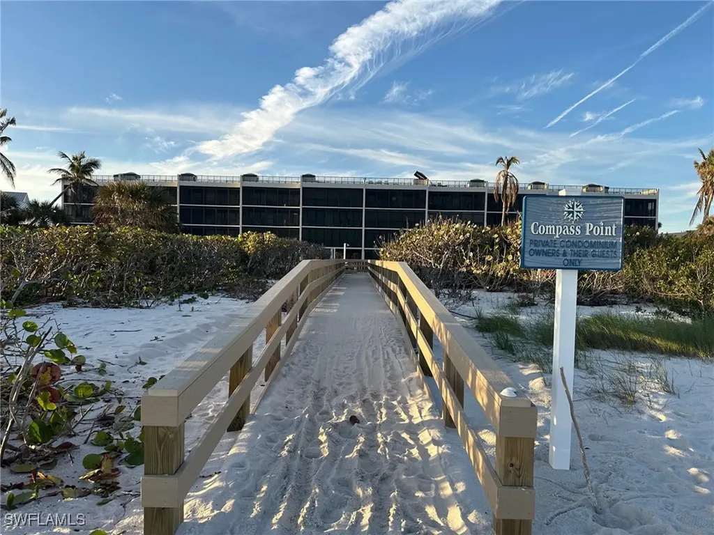 1299 Middle Gulf Drive Sanibel FL 33957