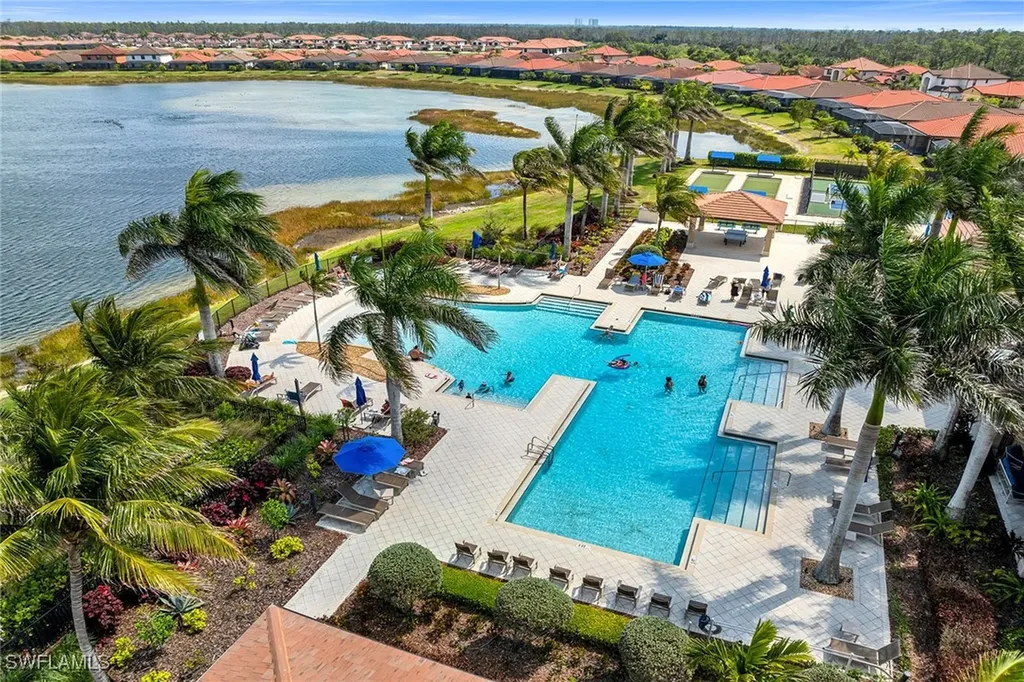 1378 Petone Court Naples FL 34113