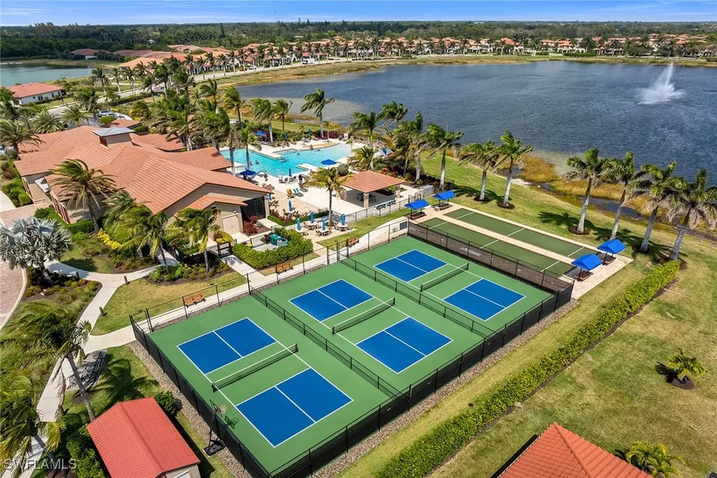 1378 Petone Court Naples FL 34113