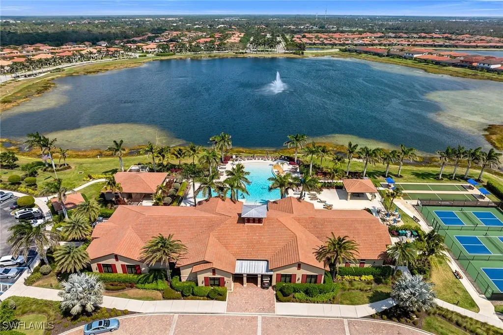 1378 Petone Court Naples FL 34113