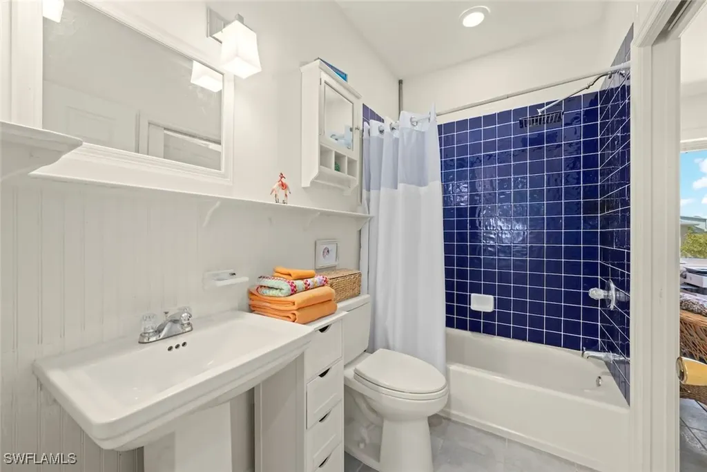 984 Black Skimmer Way Sanibel FL 33957
