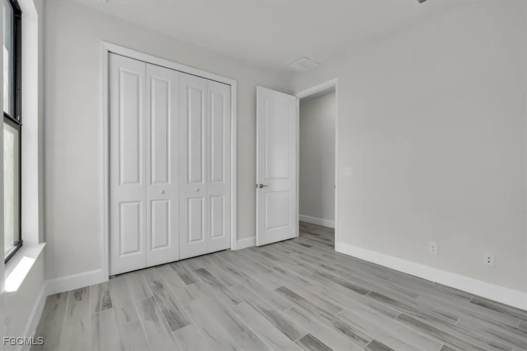 459 NE 2nd Place Cape Coral FL 33909