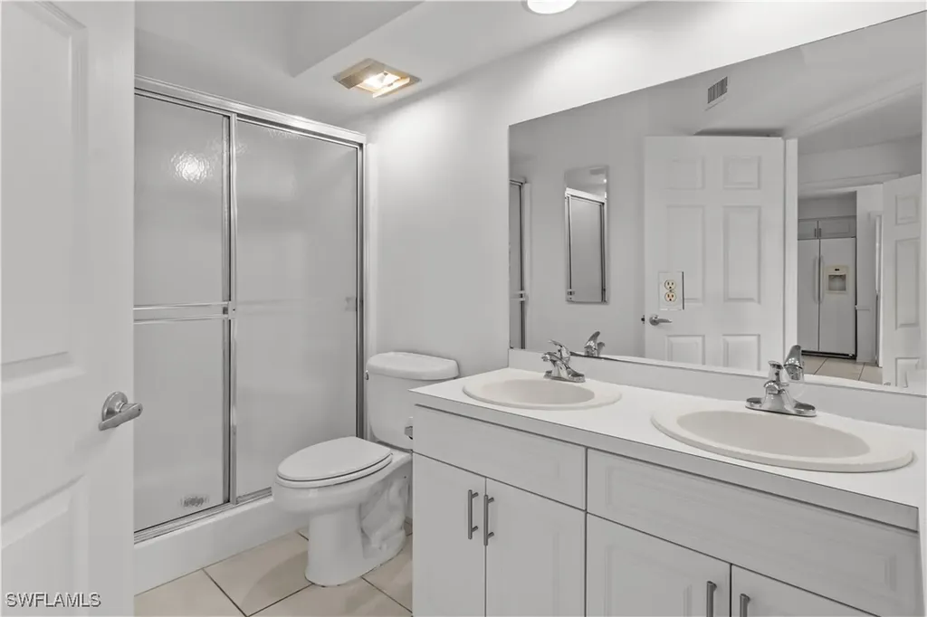 28871 Bermuda Lago Court Bonita Springs FL 34134