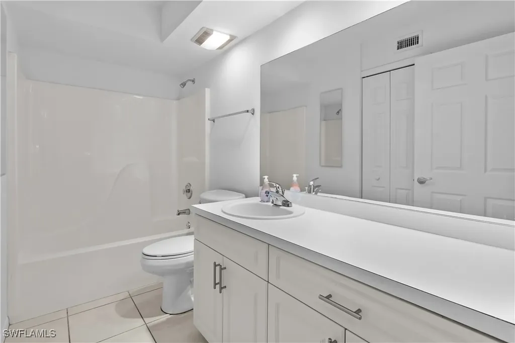 28871 Bermuda Lago Court Bonita Springs FL 34134