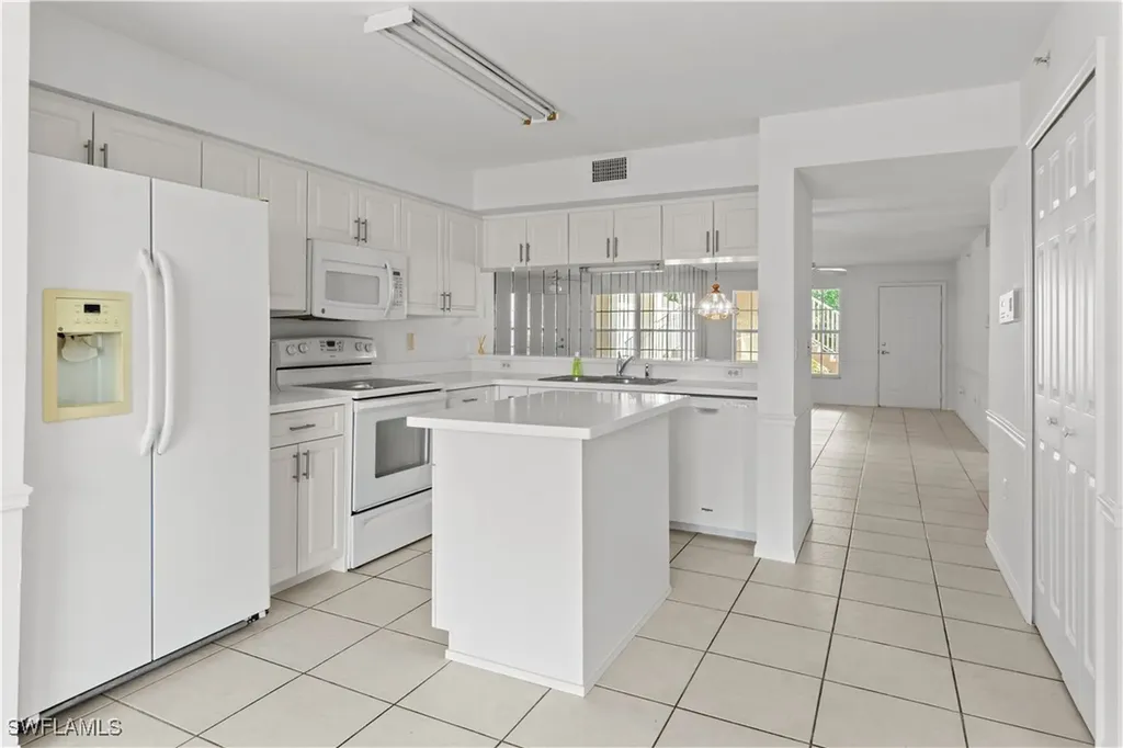 28871 Bermuda Lago Court Bonita Springs FL 34134