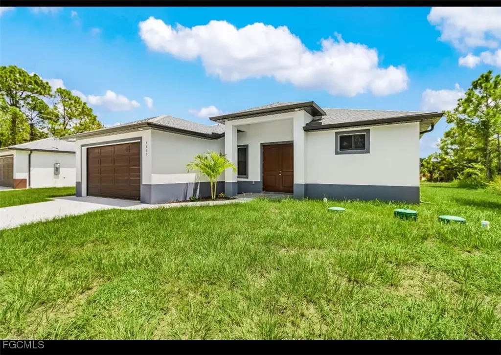 4802 Nora Avenue N Lehigh Acres FL 33971