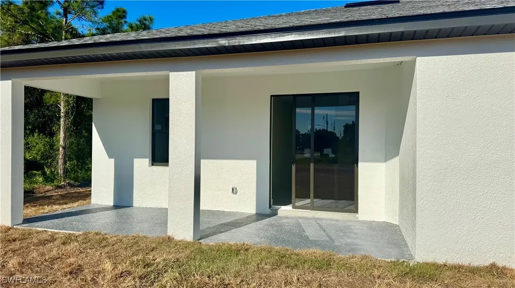 4802 Nora Avenue N Lehigh Acres FL 33971