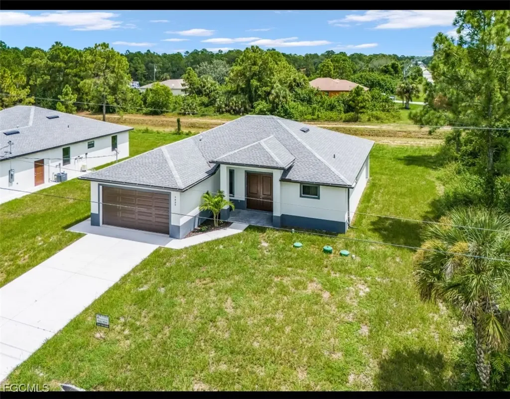 4802 Nora Avenue N Lehigh Acres FL 33971