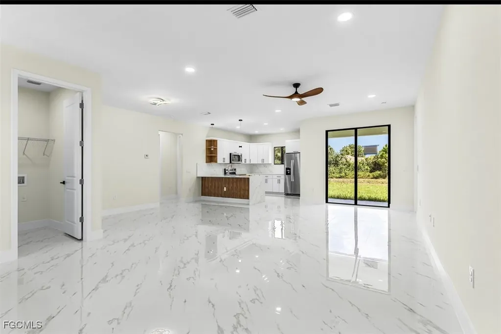 4802 Nora Avenue N Lehigh Acres FL 33971