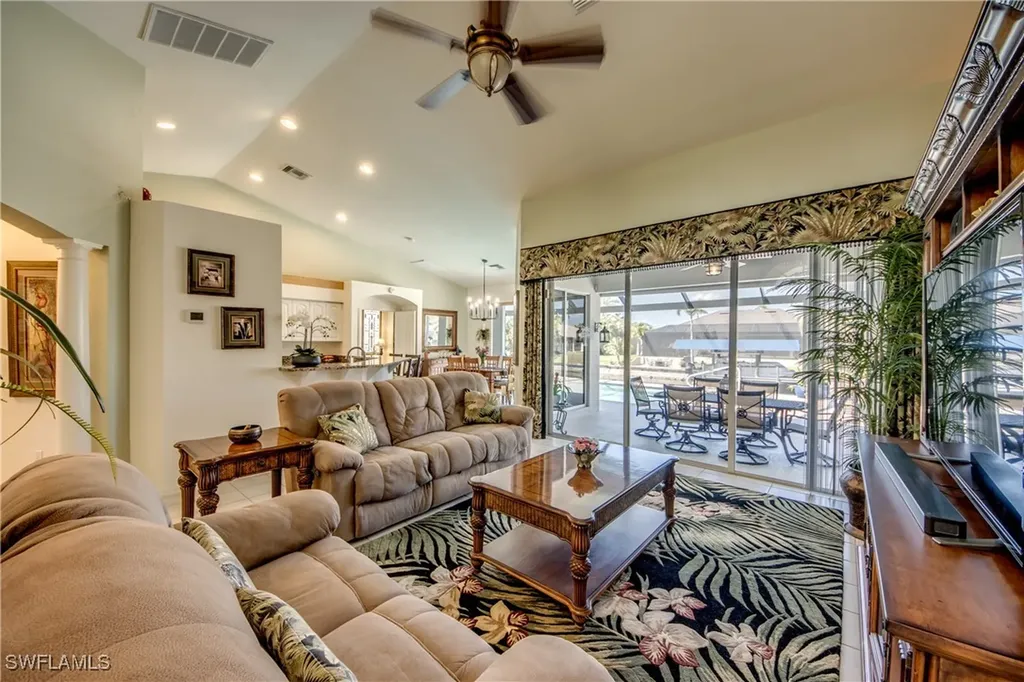 3914 SW 17th Avenue Cape Coral FL 33914