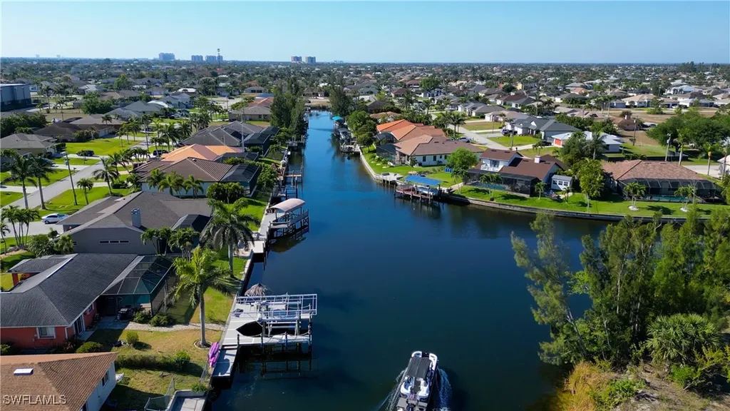 3914 SW 17th Avenue Cape Coral FL 33914