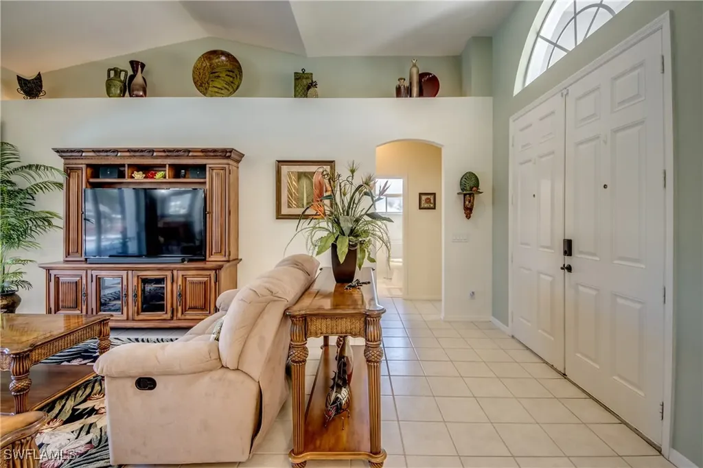 3914 SW 17th Avenue Cape Coral FL 33914