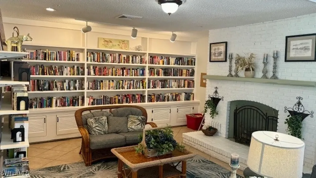 5698 Captain John Smith Loop North Fort Myers FL 33917