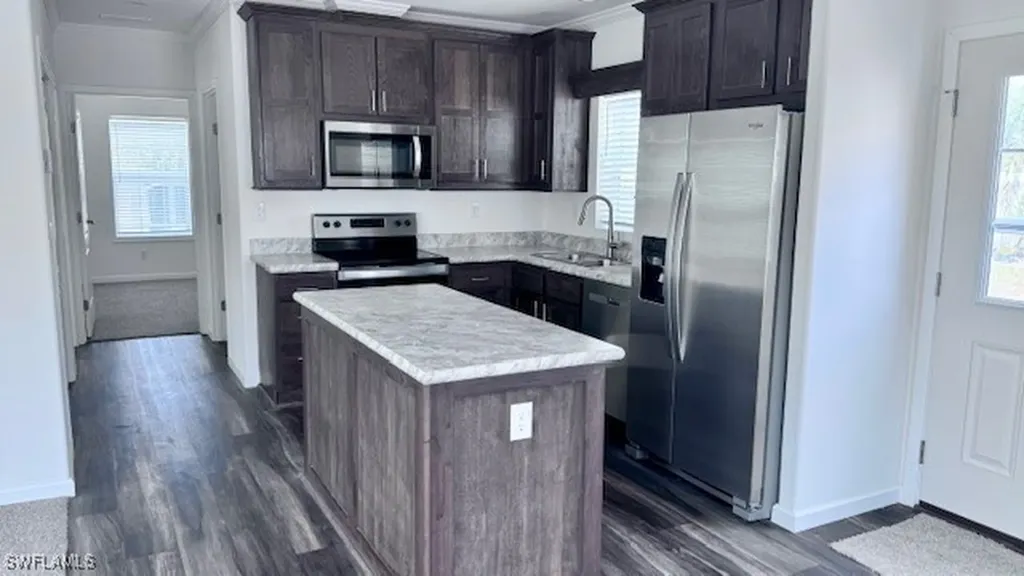 5698 Captain John Smith Loop North Fort Myers FL 33917