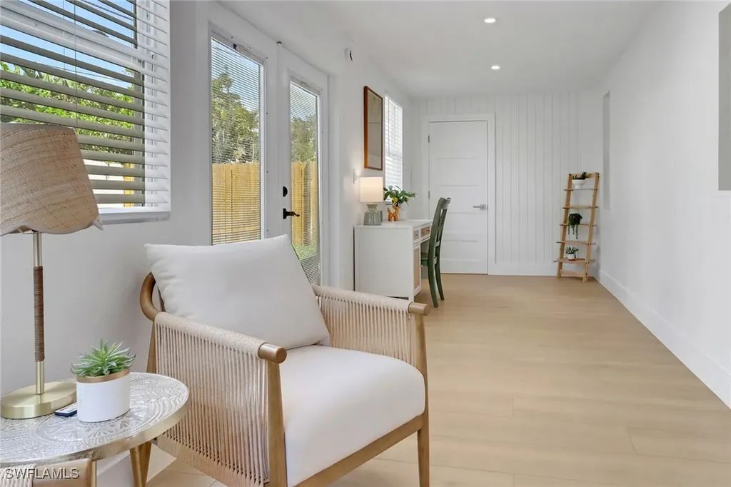 4525 Fluvia Avenue Naples FL 34103