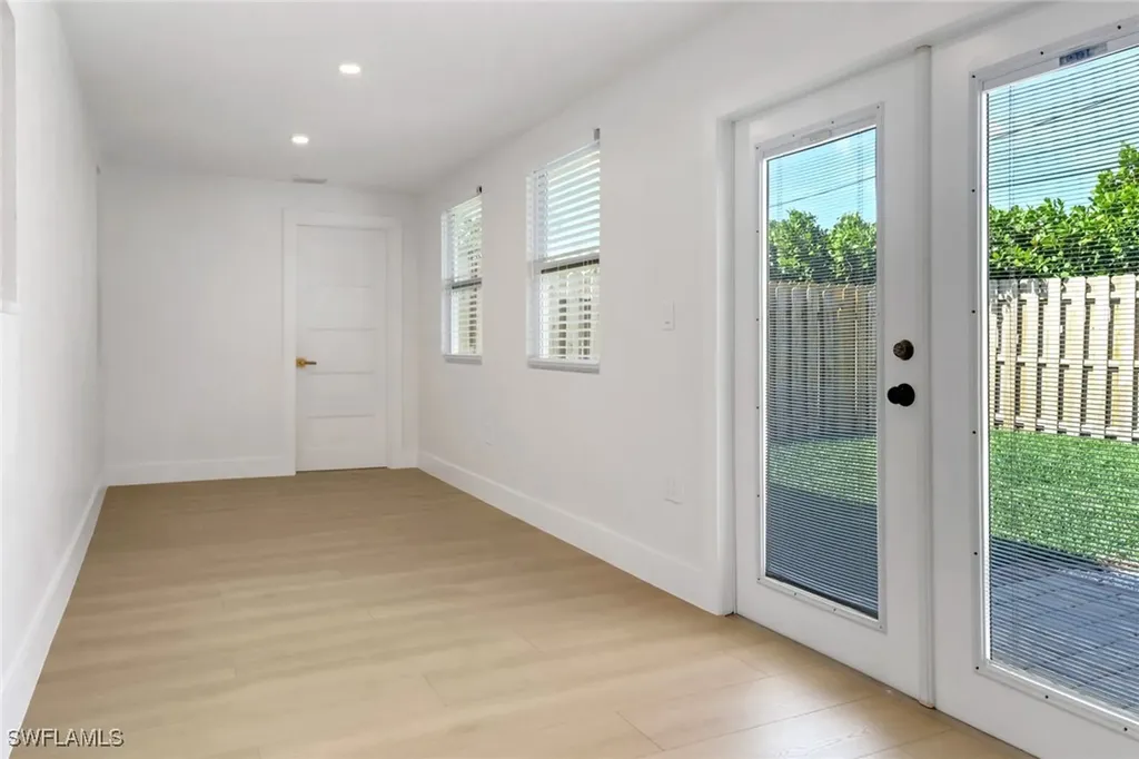 4525 Fluvia Avenue Naples FL 34103