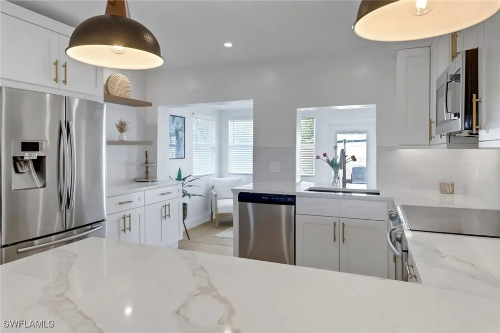 4525 Fluvia Avenue Naples FL 34103
