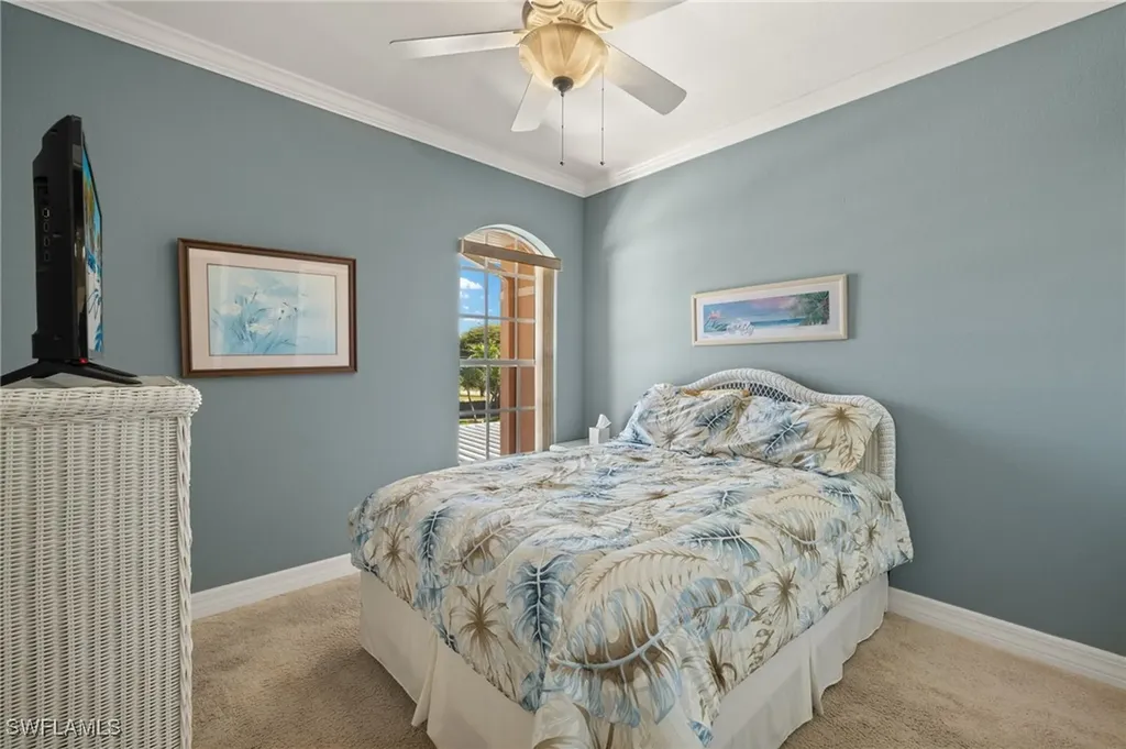 4560 SE 5th Place Cape Coral FL 33904