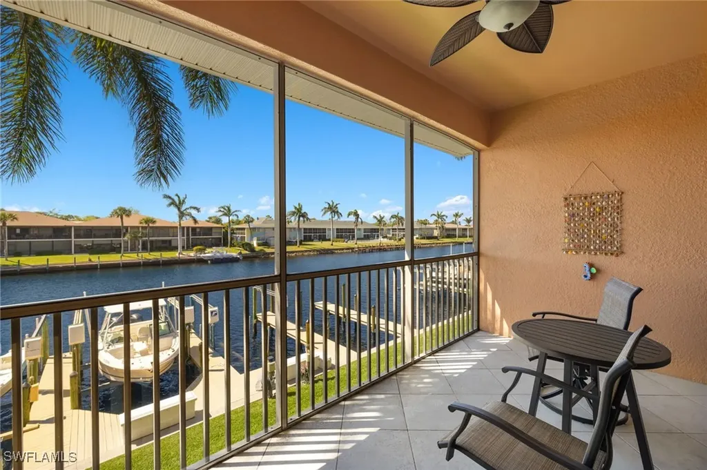 4560 SE 5th Place Cape Coral FL 33904