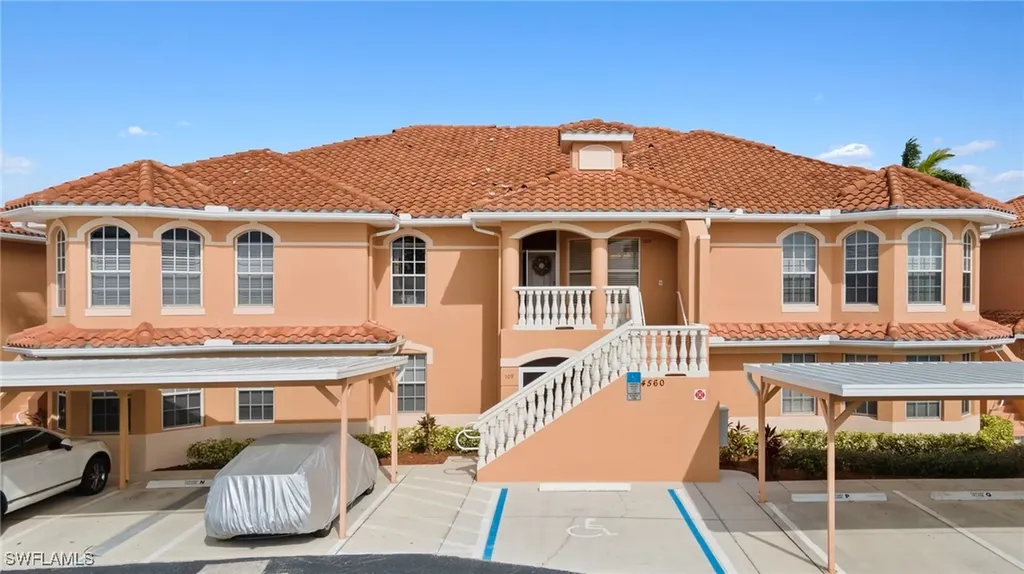 4560 SE 5th Place Cape Coral FL 33904