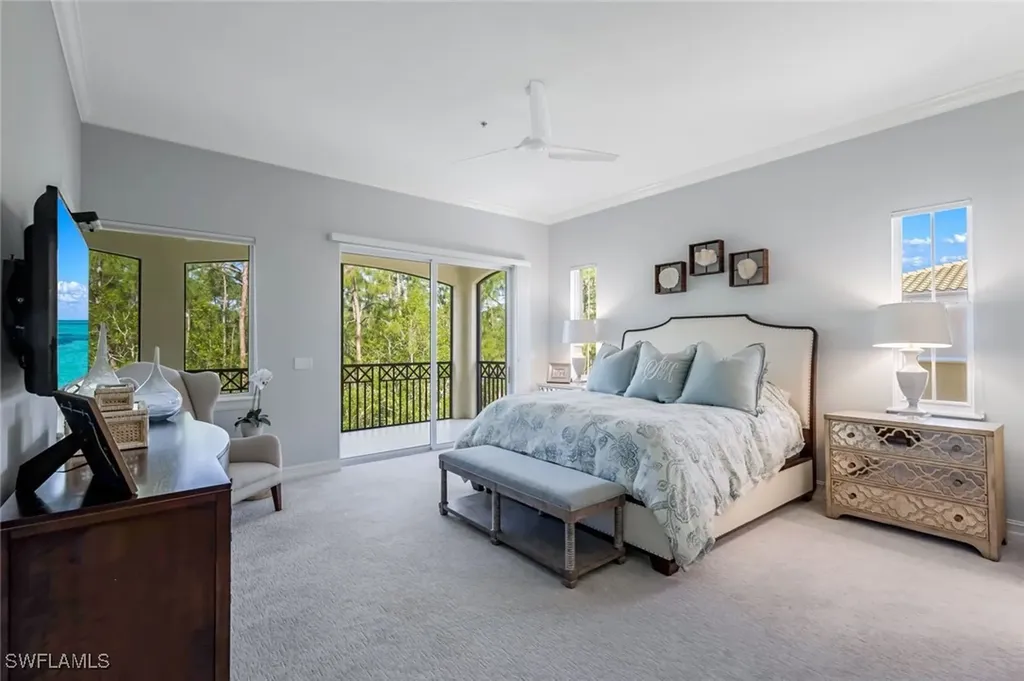 2851 Tiburon Boulevard E Naples FL 34109