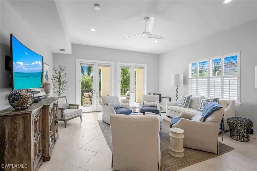 2851 Tiburon Boulevard E Naples FL 34109