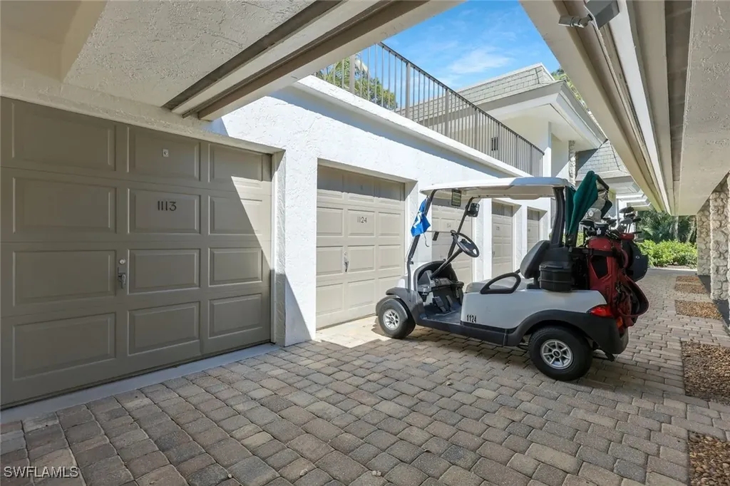 1124 Wildwood Lane Naples FL 34105