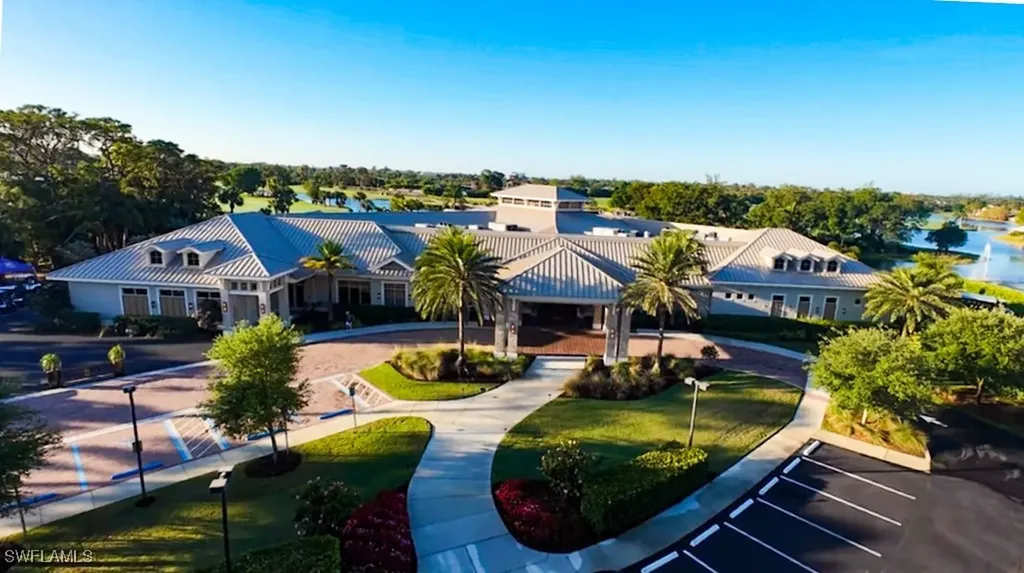 1124 Wildwood Lane Naples FL 34105