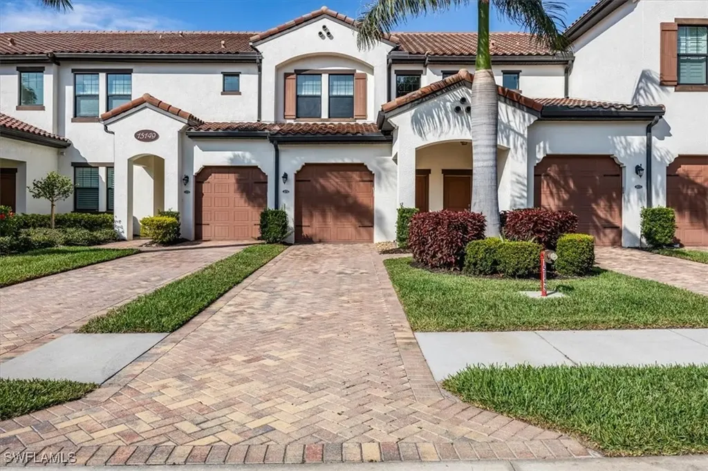 15149 Palmer Lake Circle Naples FL 34109