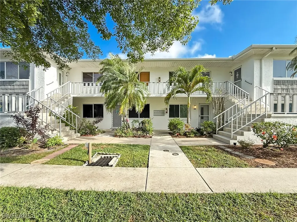 431 Van Buren Street Fort Myers FL 33916