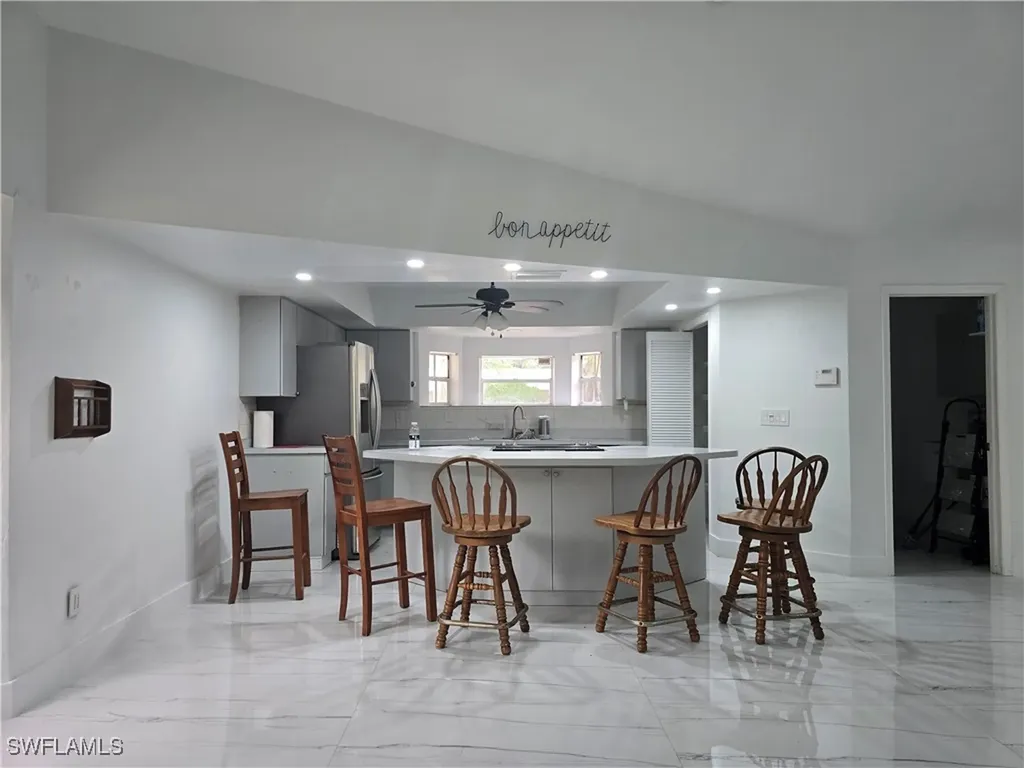 140 S Davis Street Labelle FL 33935